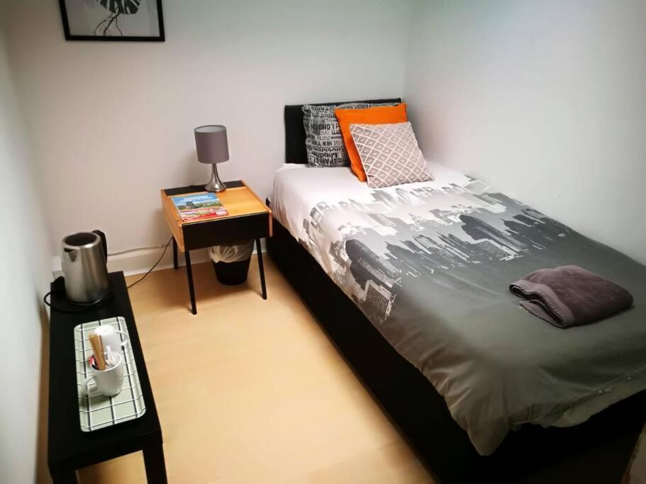 The Kingsview Townhouse - Boutique Hostel EDI Exteriér fotografie