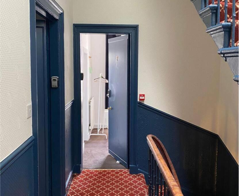 The Kingsview Townhouse - Boutique Hostel EDI Exteriér fotografie